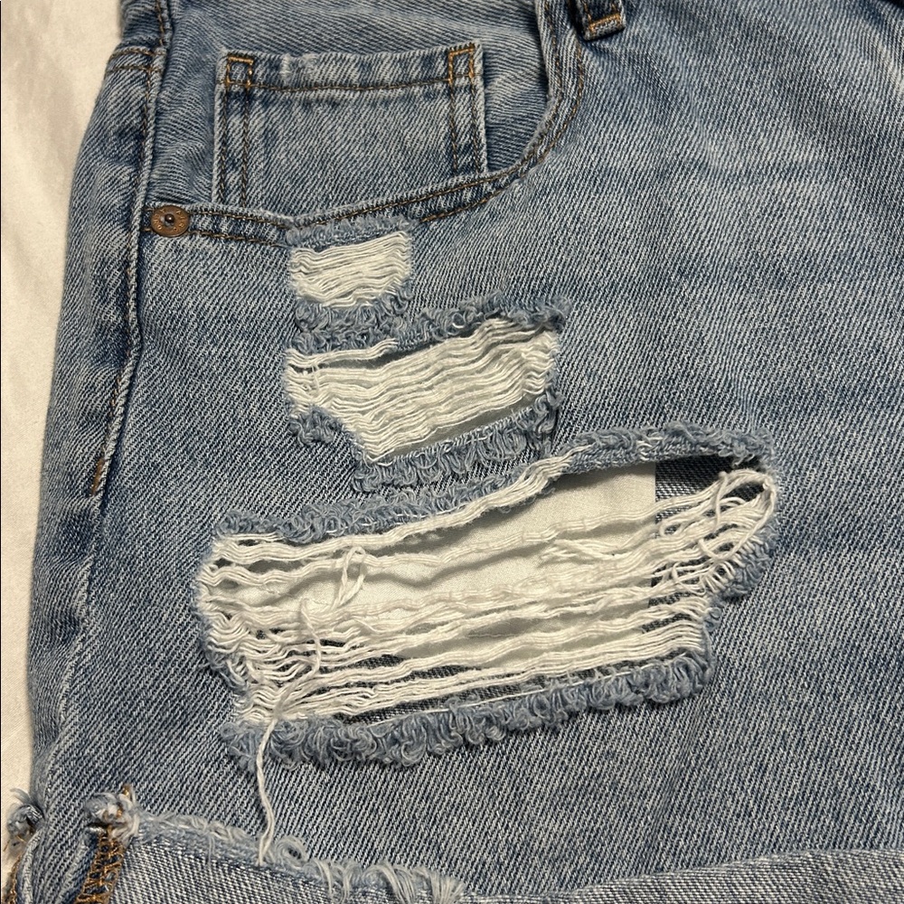 Aeropostale Size 10 Distressed Mom Short Jean Shorts - Picture 2 of 11